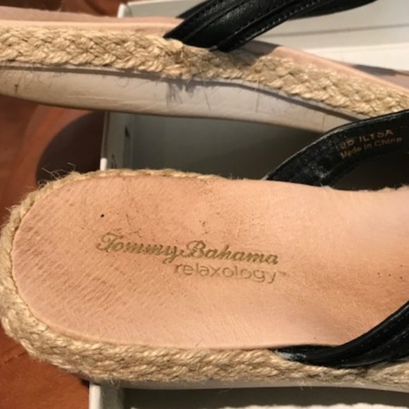 Tommy Bahama Crystal Jeweled Sandals ( Worn Twice ) - Picture 5 of 5